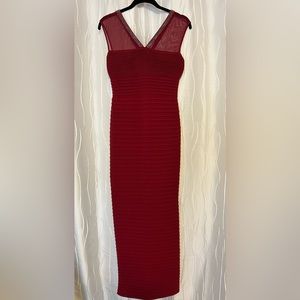 Gorgeous Calvin Klein knit formal gown, Size 4